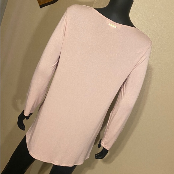 Michael Kors Blush V-Neck Blouse - Picture 8 of 11